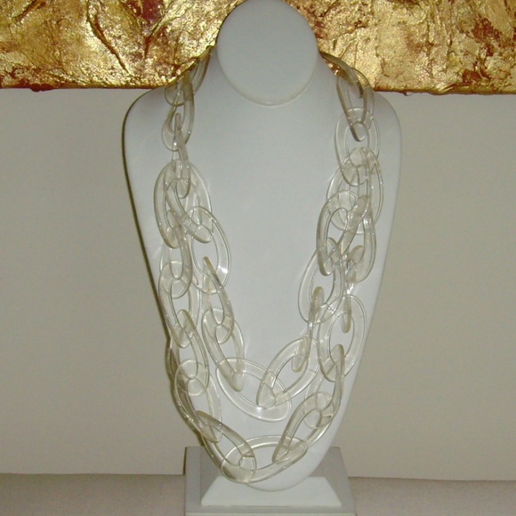 Kenneth Jay Lane Clear Lucite and Gold-Tone Chain Link Style Necklace - Picture 3 of 10